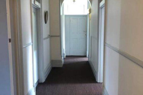 Leura Hotel Camperdown - New Castle Holiday 2
