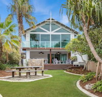 White Wash on She Oak - New Castle Holiday