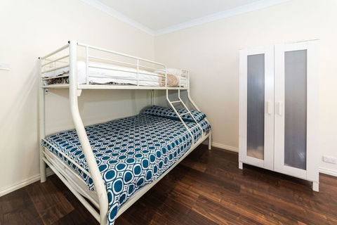 The Haven 6A Turnberry Drive - New Castle Holiday 4