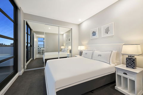 The Hamptons Apartments - St Kilda - New Castle Holiday 4