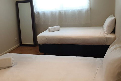 The Bay Apartment - New Castle Holiday 3