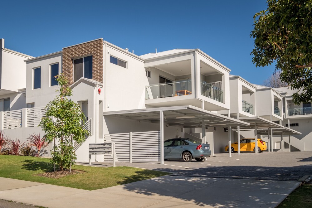 Woodlands WA New Castle Holiday