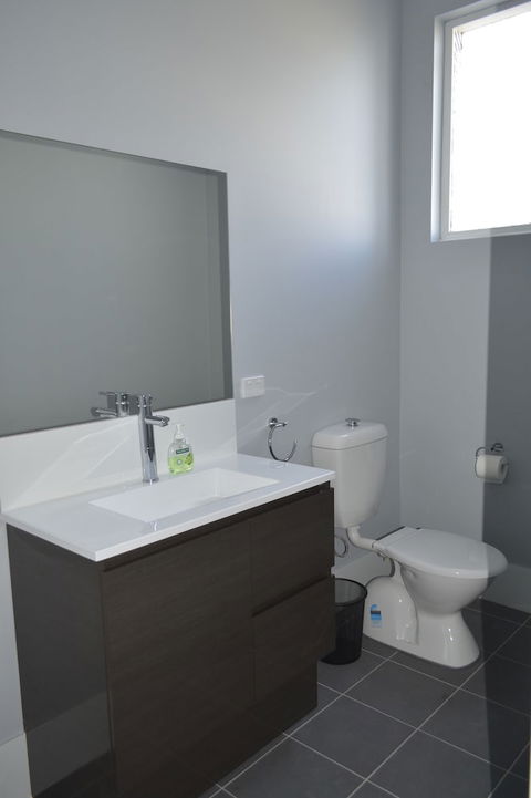 The Parade Hotel - New Castle Holiday 6