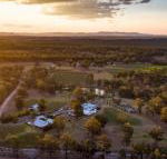 Ironbark Villa 1 - New Castle Holiday