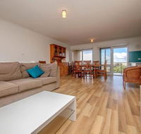 Ocean Avenue 55 - New Castle Holiday
