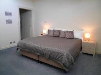 Launceston Waterfront Apartments - New Castle Holiday 0