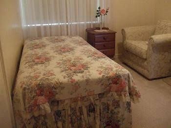 83 On Swan B & B - New Castle Holiday 2