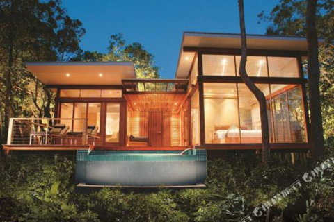 Voyages Bedarra Island - New Castle Holiday 2