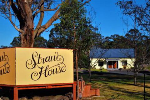 Straw House Farm B & B - New Castle Holiday 0