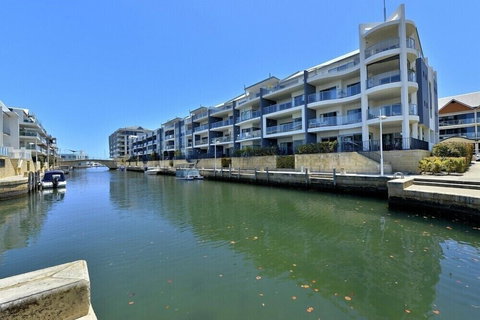 Del Mar 1 - New Castle Holiday 1