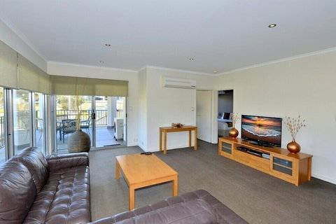 Del Mar 1 - New Castle Holiday 4