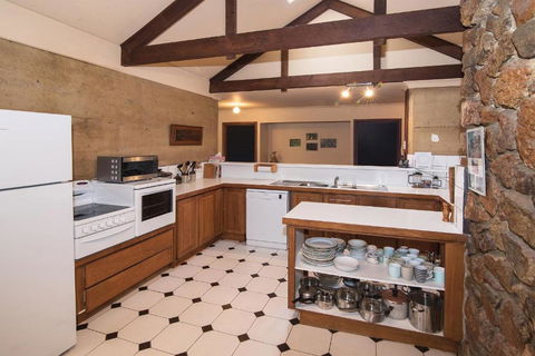 Trastevere Cowaramup Farm House - New Castle Holiday 4