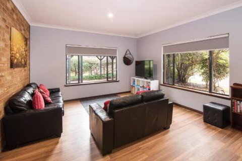 Family Friendly Holiday Haven - New Castle Holiday 7