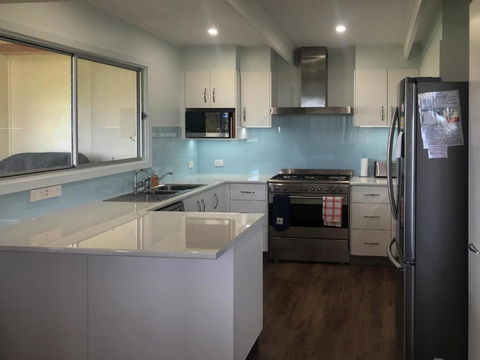 Longbeach House - New Castle Holiday 5