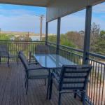 Longbeach House - New Castle Holiday 0