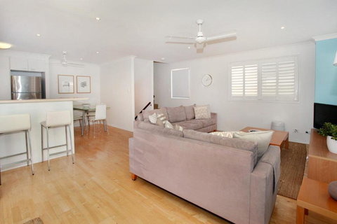 Unit 4 Marcoola Sands Marcoola - New Castle Holiday 6