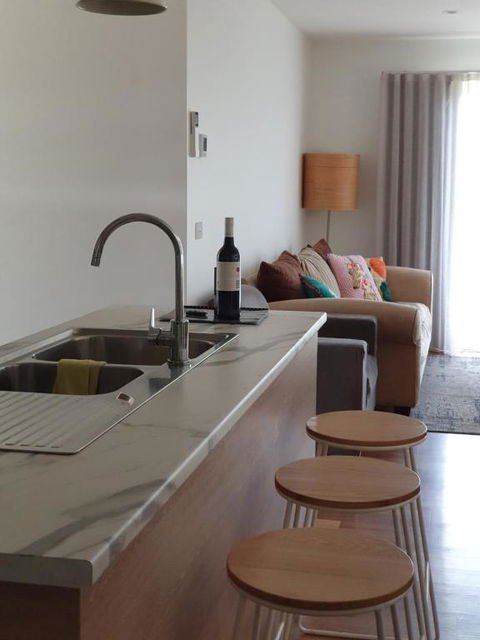 Wayamba - New Castle Holiday 5