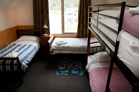 Whistler - New Castle Holiday 5