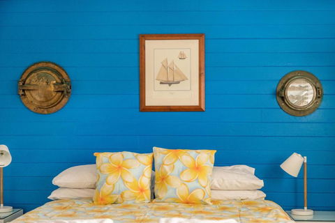A SWEET ESCAPE Beachcombers Cottage Beachfront - New Castle Holiday 2