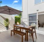 The Courtyards on Hill St - New Castle Holiday