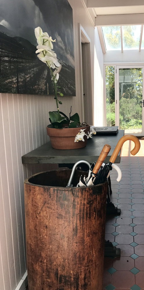 Stockwell SA New Castle Holiday