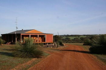 Eleanor River Homestead - New Castle Holiday 2