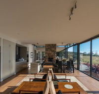 Dragonfly Lodge - New Castle Holiday