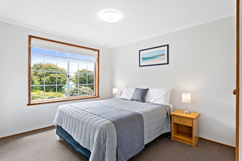 Riverfront Motel & Villas - New Castle Holiday 5