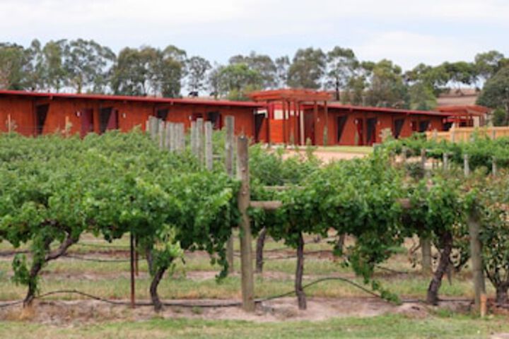 Dixons Creek VIC New Castle Holiday