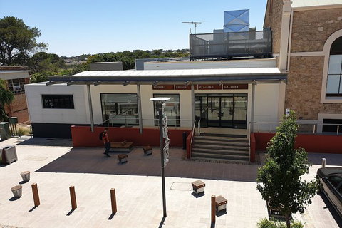 Balcony On Sixth Lodge - New Castle Holiday 4
