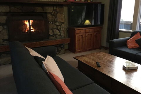 Winterhaus Lodge - New Castle Holiday 3