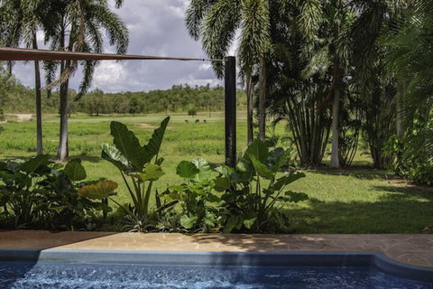 Mount Bundy Station - New Castle Holiday 7