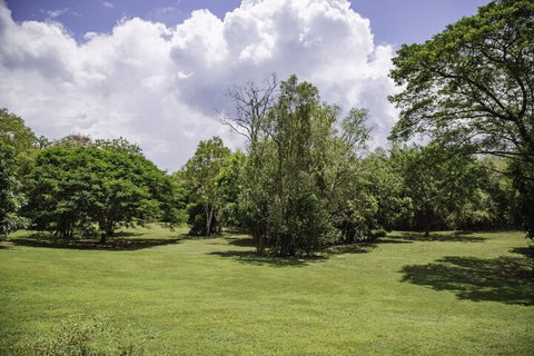 Mount Bundy Station - New Castle Holiday 3