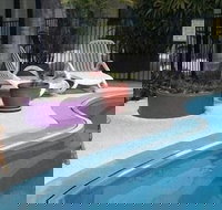 Peppercorn Motel - New Castle Holiday