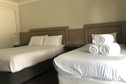 Hervey Bay Motel - New Castle Holiday 7