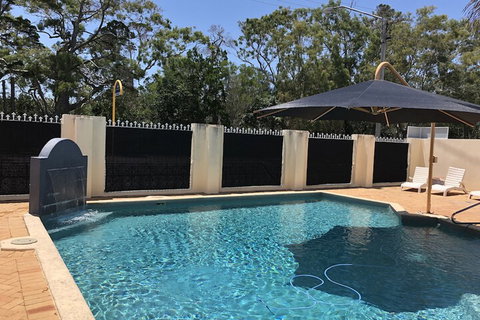 Hervey Bay Motel - New Castle Holiday 2