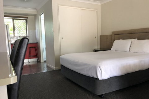 Hervey Bay Motel - New Castle Holiday 6