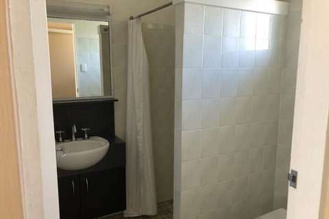 Hervey Bay Motel - New Castle Holiday 5