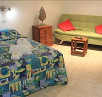Airlie Beach Motor Lodge - New Castle Holiday