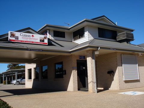 Oakey Motor Inn - New Castle Holiday 5