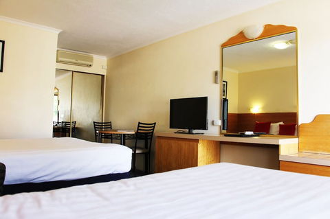 Boulevard Motor Inn - New Castle Holiday 2