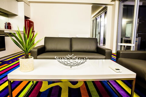 ADGE Apartments - New Castle Holiday 6