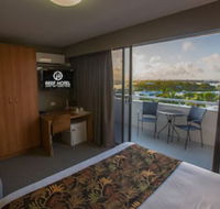 Gladstone Reef Hotel Motel - New Castle Holiday