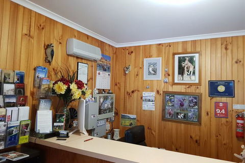 Kookaburra Motor Lodge - New Castle Holiday 1