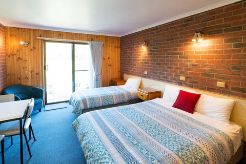 Kookaburra Motor Lodge - New Castle Holiday 2