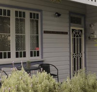 House on the Hill Hunter Valley - New Castle Holiday