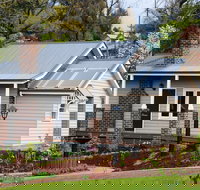 Marysville Garden Cottages - New Castle Holiday