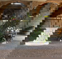 Cumberland Motor Inn - New Castle Holiday