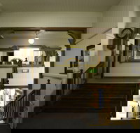 Brisbane Manor Hotel - New Castle Holiday