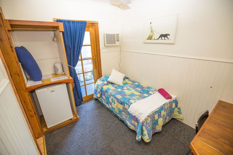 Brisbane Manor Hotel - New Castle Holiday 4